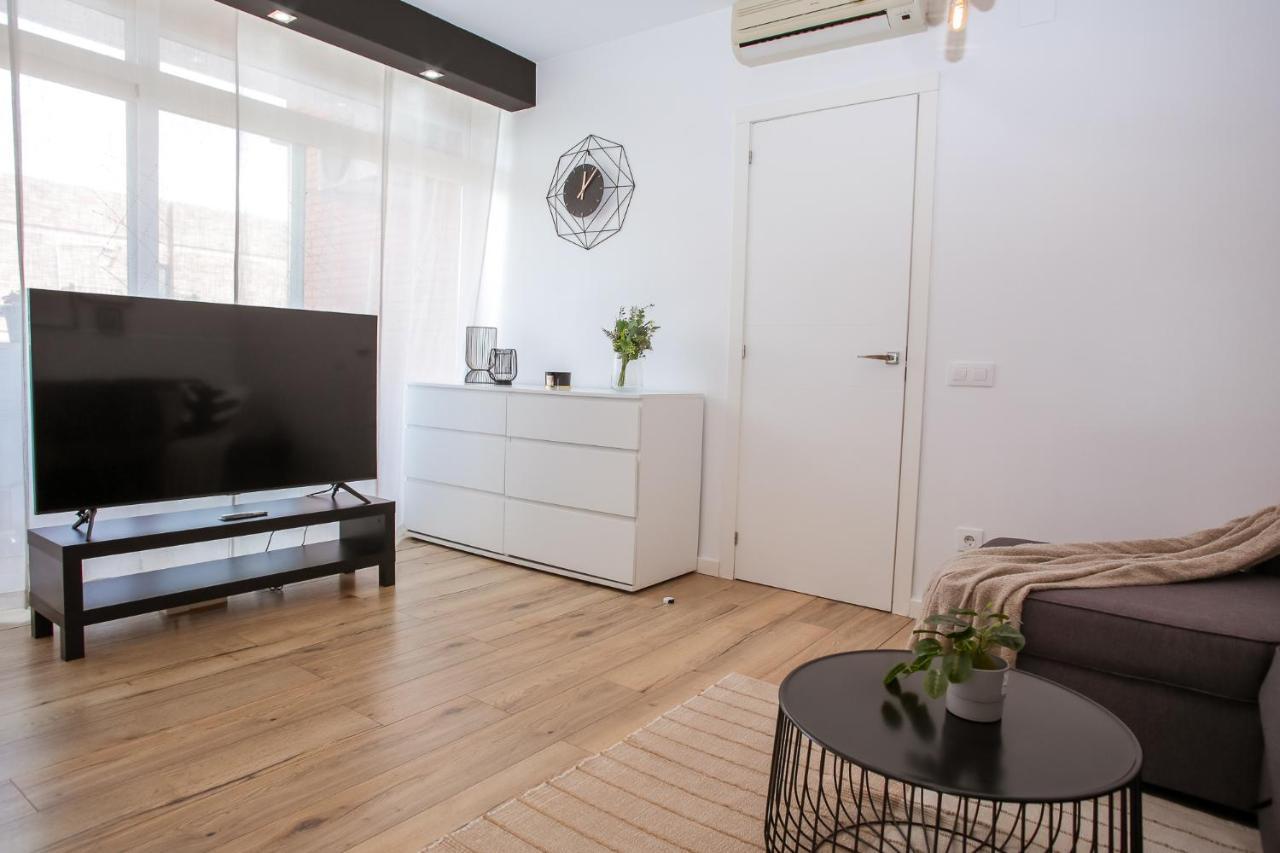 Al39 - Atico Con Barbacoa Playa Fenals Appartement